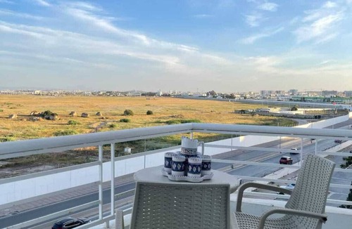 Borj Louzir Apartment | 3 Bedroom Cozy Apartment with Direct Airport View Soukra
