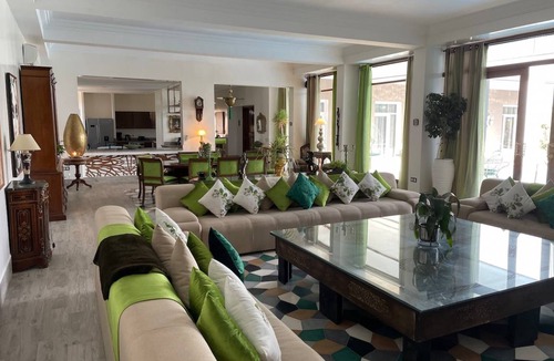 Ait Hamid Villa | 350 m² Villa ∙ 6 bedrooms ∙ 14 guests