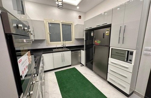 Al Haram Villa | 4-bedroom villa in marvelous Giza Governorate with AC, WiFi