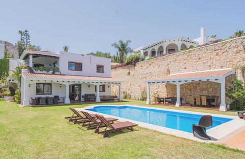 M'diq Villa | 4-bedroom villa, private mountain setting with large garden, pool, and sea view.