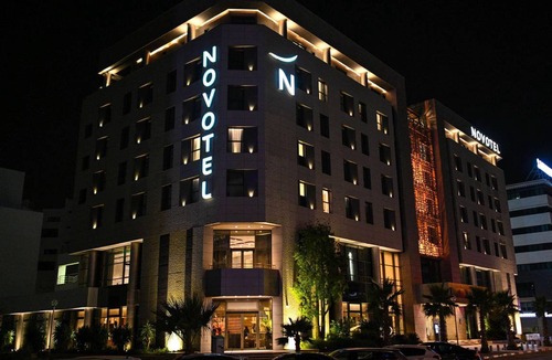 Les Berges Du Lac II Hotel | 41 m² Hotel ∙ 127 guests