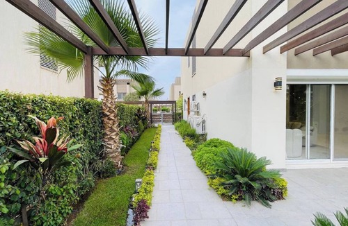 6th of October City Villa | 5-bedroom villa with private pool & garden in palm valley-6th october