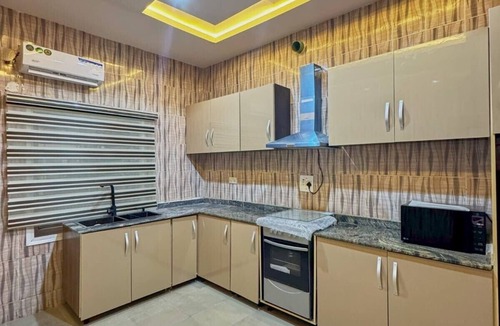 Ofin House | 5 bedrooms einsuite House in lekki Lagos Nigeria