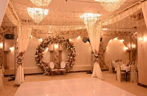 Al Duqqi Hotel | 50 m² Hotel ∙ 127 guests