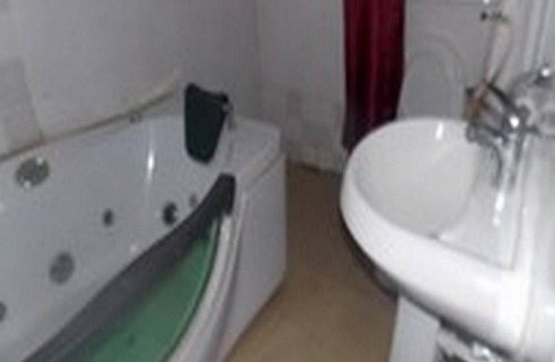 Ikorodu Resort | 80 m² Private room ∙ 2 bedrooms ∙ 3 guests