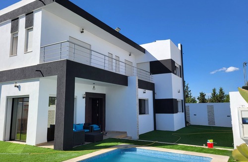 Hammamet House | A charming villa with swimming pool 400m
