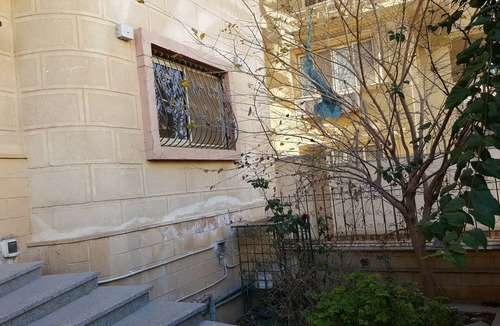 The 5th Settlement Apartment | A gorgeous high level ground apartment with private garden and private entrance.