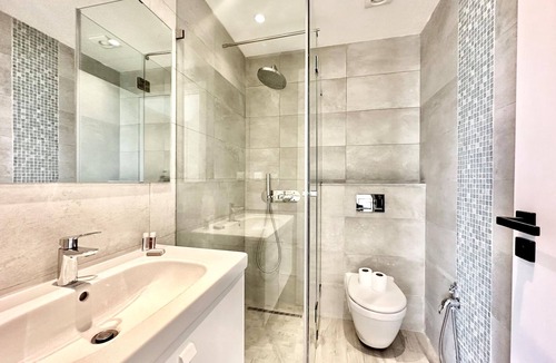 La Marsa Apartment | A12 Stylish and Modern 2bds in La Marsa