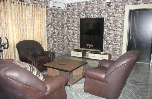 Osogbo Hotel | Adbates Suites and Recreation