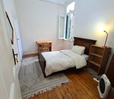 Al-'Atarin House | Ahllan Hostel I Alexandria Downtown I For Men only I 仅限男士 女士不允许