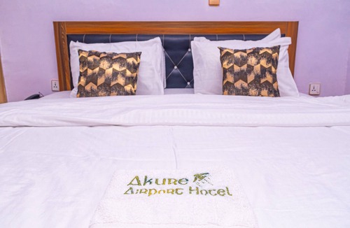 Oba Ile Hotel | Akure Airport Hotel