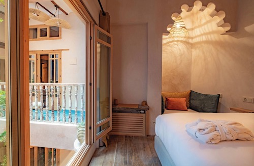 Kasbah House | Amazing Duplex with Palace bed 5 min walk from the ocean