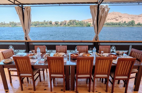 Esna Boat Rental | Anoush Dahabiya Nile cruise Double Room 7 nights From Luxor to Luxor each Monday