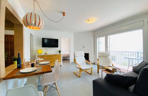 Santa Margarida Apartment | APARTAMENTOS AQUARIUM (ref 11). CLOSE TO THE BEACH AND DOWNTOWN.
