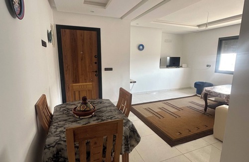 Taddart Apartment | Apartment 9 minutes' walk from Anza beach