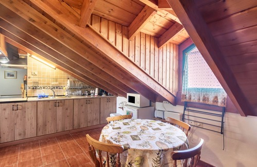 Granadilla de Abona Apartment | Apartment 'Buhardilla Armonia Rural' with Sea View, Shared Pool, Garden & Wi-Fi