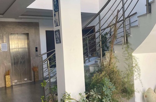 Sidi Mahrsi Apartment | Apartment sidi mahrssi 5min walk from the beach excellent for couple