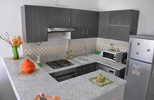 Hiboun Apartment | Apartment tourist area 80 m beach free wifi