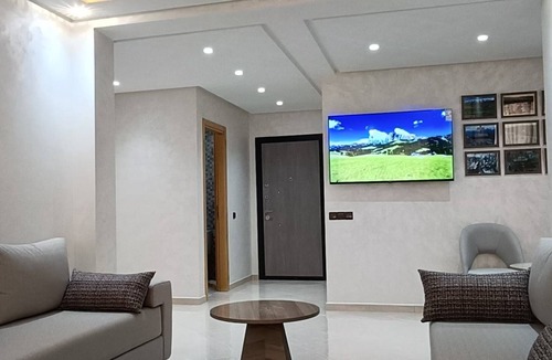 Beni Mellal Apartment | Appartement 1nPrepare for an experience at the La where relaxation and comfort.