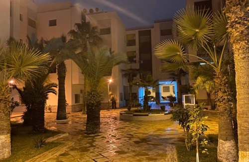 Sidi Brahim Apartment | Appartement Luxueux Securisé Climatisé Avec Parking Gratuit quartier Tres Calm