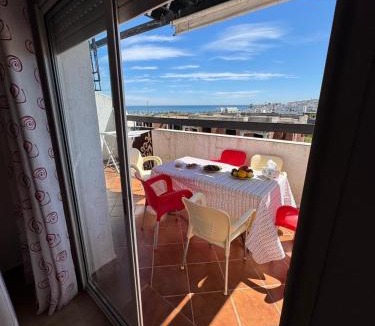 Oulad Khallouf Apartment | appartement moderne avec piscine et vue sur mer