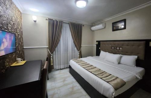 Ofin Hotel | Atlantic Palms Suites