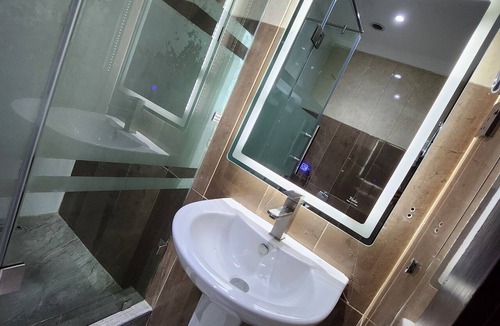 Ofin Hotel | Atlantic Palms Suites