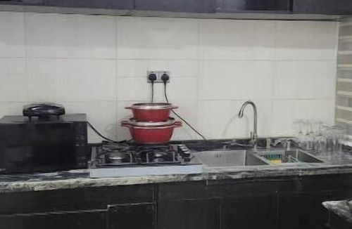 Ofin Apartment | Ayoka Apartment – Spacious 2-Bedroom Stay with Wi-Fi, Security & Comfort