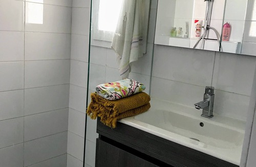 Hammamet House | Beachfront Bungalow, pieds dans l’eau