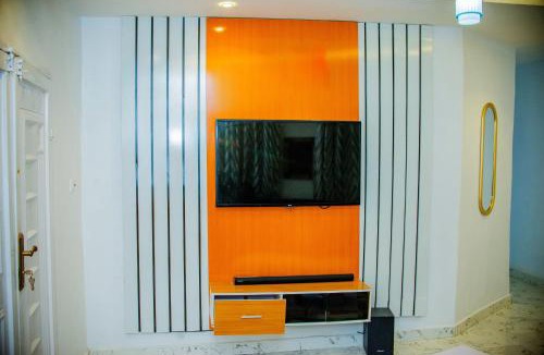 Ikotun Apartment | Beautiful 2-Bed With 24hrs Power Supply & Unlimited Internet