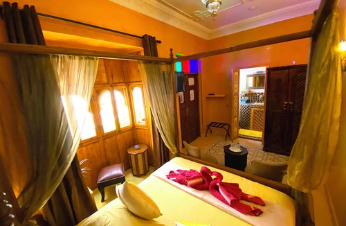 Mechouar-Kasbah House | Beautiful riad exclusively in Marrakech, "Riad La Perle Rouge"