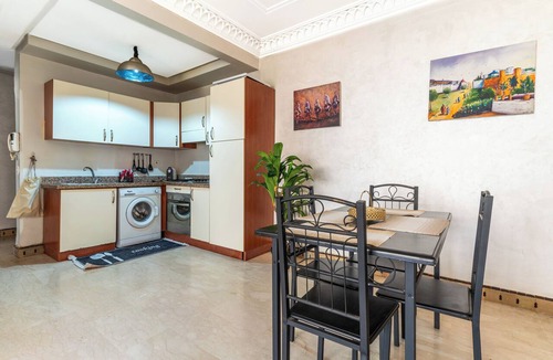 El Hara Apartment | Beautiful studio apartment in the heart of Guéliz: Wi-Fi, Netflix, parking