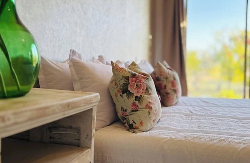Lalla Takarkoust Bed & Breakfast | Bed and breakfast in the ports of the Agafay desert. Electric mountain bike tour