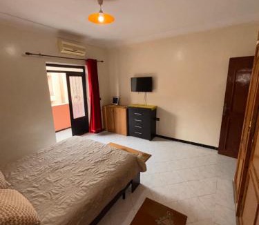 Oulad Khallouf House | Belle Chambre Dans Une Villa
