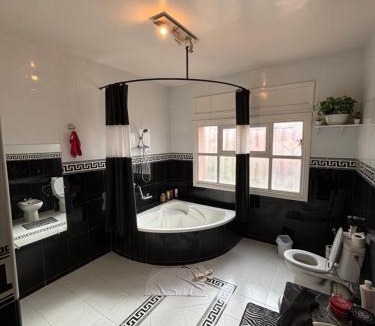 Oulad Khallouf House | Belle Chambre Dans Une Villa