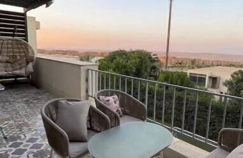 Oula Villa | Beverly Hills Inside Villa