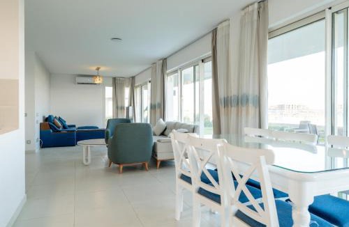 Zawiyat 'Abd al Mun'im Apartment | BirdNest holiday homes at Fouka bay