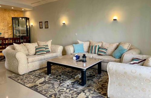 Al Mamsha El Seyahi Villa | Bright and spacious villa