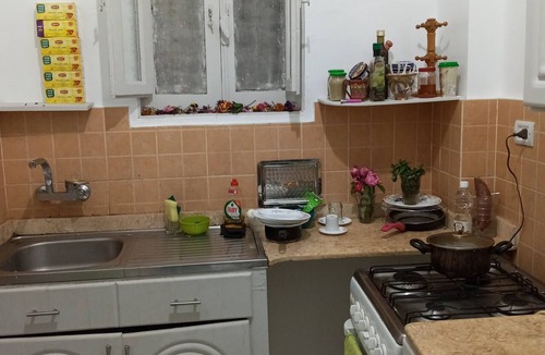 Nile River Luxor Bed & Breakfast | Bright, clean, spacious flat. Near Temples and an easy trip to the West Bank.