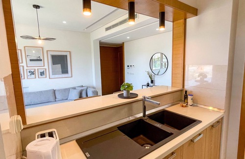 Jardins De Carthage Apartment | Bright & Stylish 1bd flat in Jardins De Carthage