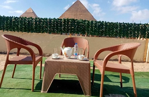 Al Duqqi Apartment | Budget Double Room