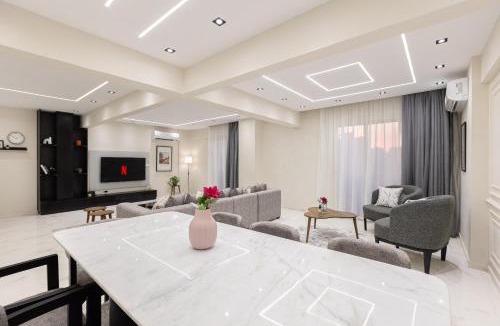 Al Duqqi Apartment | Cairo Homes Mohandeseen Stay