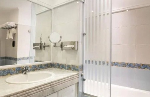 Wadi El Natrun Resort | Cairo Nights & Desert Light: Intimate Resort Escape w/Breakfast l 4 Rooms