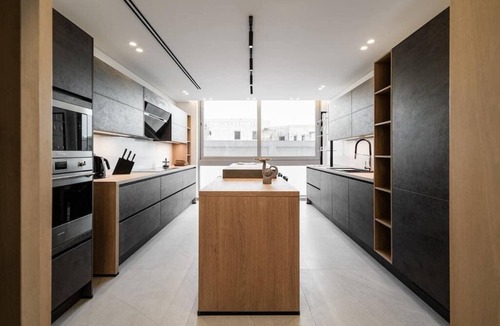 The 5th Settlement Apartment | Call It "The Fantasy Duplex"