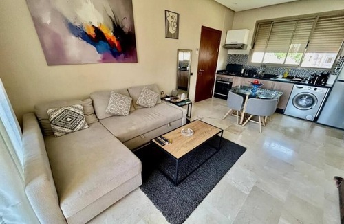 Tassoultante Apartment | Calm and modern oasis with garden and pool in Marrakech