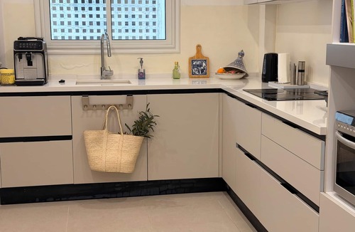 Les Berges du Lac Apartment | Casaflor Tunis, Apartment 4 pers. with large terrace