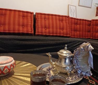 Tunis Apartment | Casamira king size bed near airport