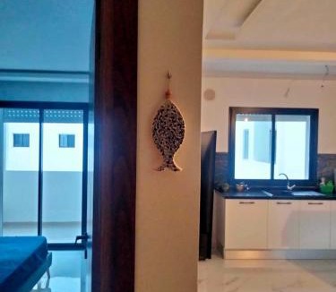 El Aouina Apartment | cerise
