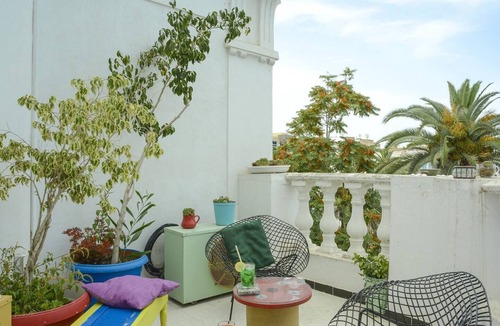 Bab Bhar Villa | Chambre D'hôtes "villa Les Palmes"/Suite Bechir