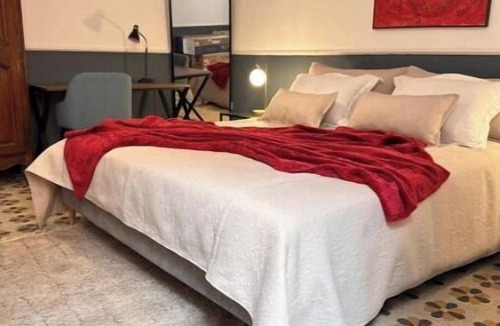 Bab Bhar Bed & Breakfast | Chambre Dans Appartement Partagé en Plein Centre Ville, aux Portes de la Médina